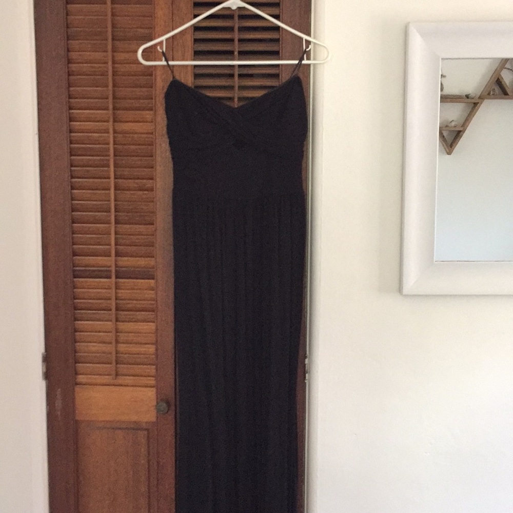 GUESS Black strapless maxi dress